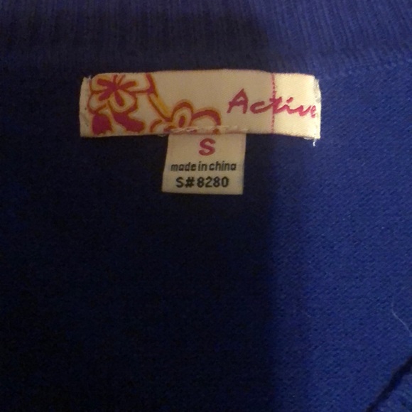 Cute women’s sweater - Picture 2 of 2